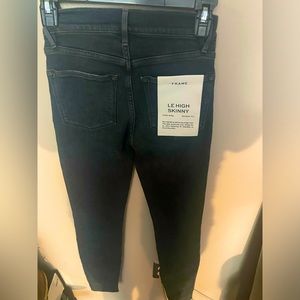 Frame dark wash le high skinny jeans NWT inseam 28 with raw hem